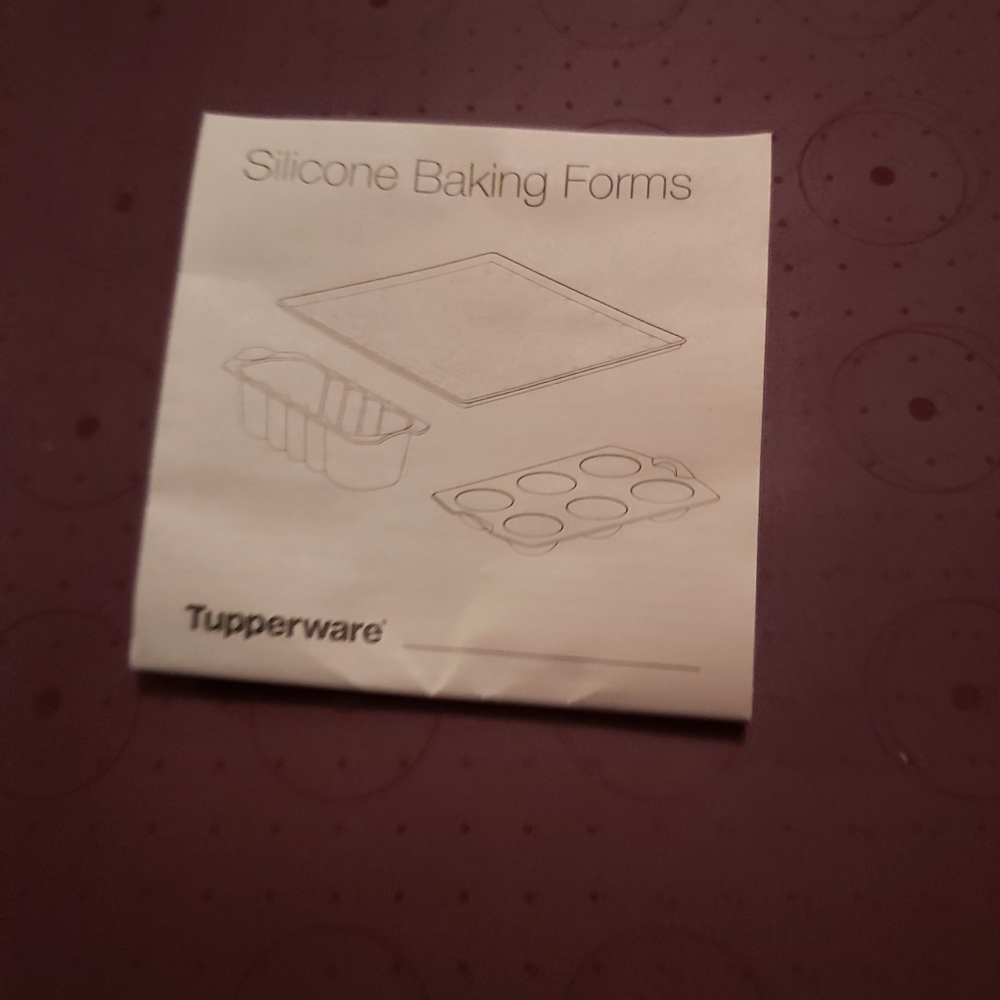Silicone baking sheet
